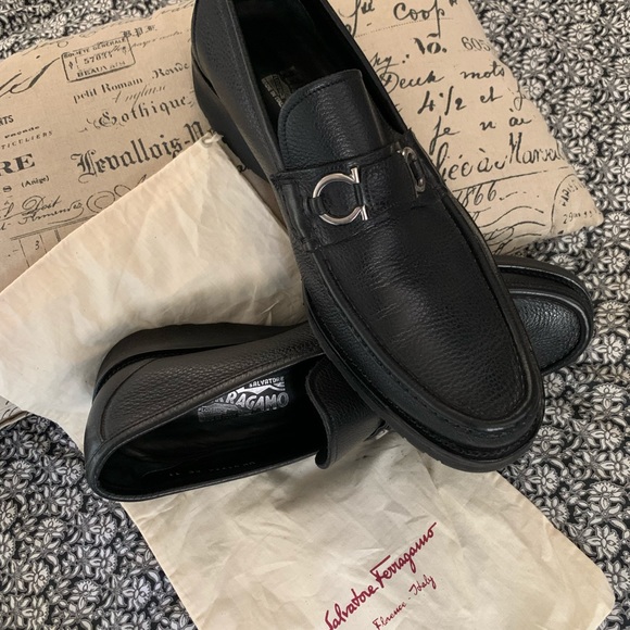 Salvatore Ferragamo Other - Ferragamo 11EE